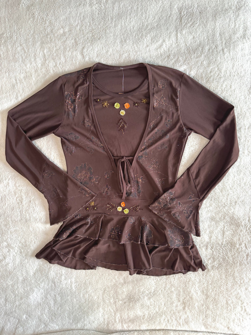 y2k vintage style brown fitted long sleeved floral layered top with ruffle tiered bottom fairycore