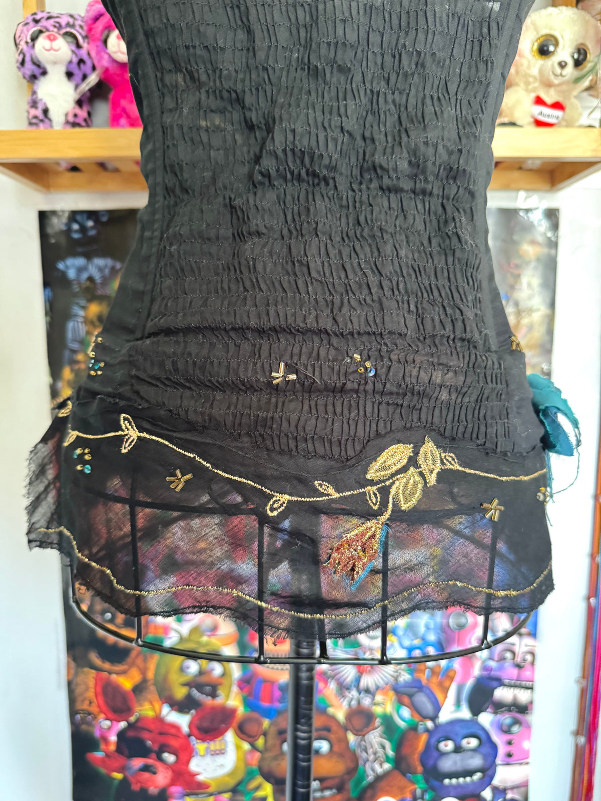 y2k vintage boned and fitted black cami top with floral embroidery