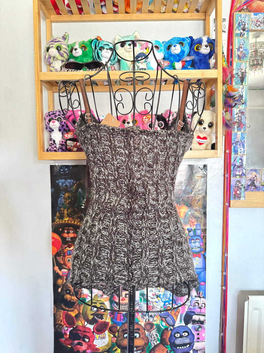 y2k vintage knitted brown and white fitted cami top with rosette