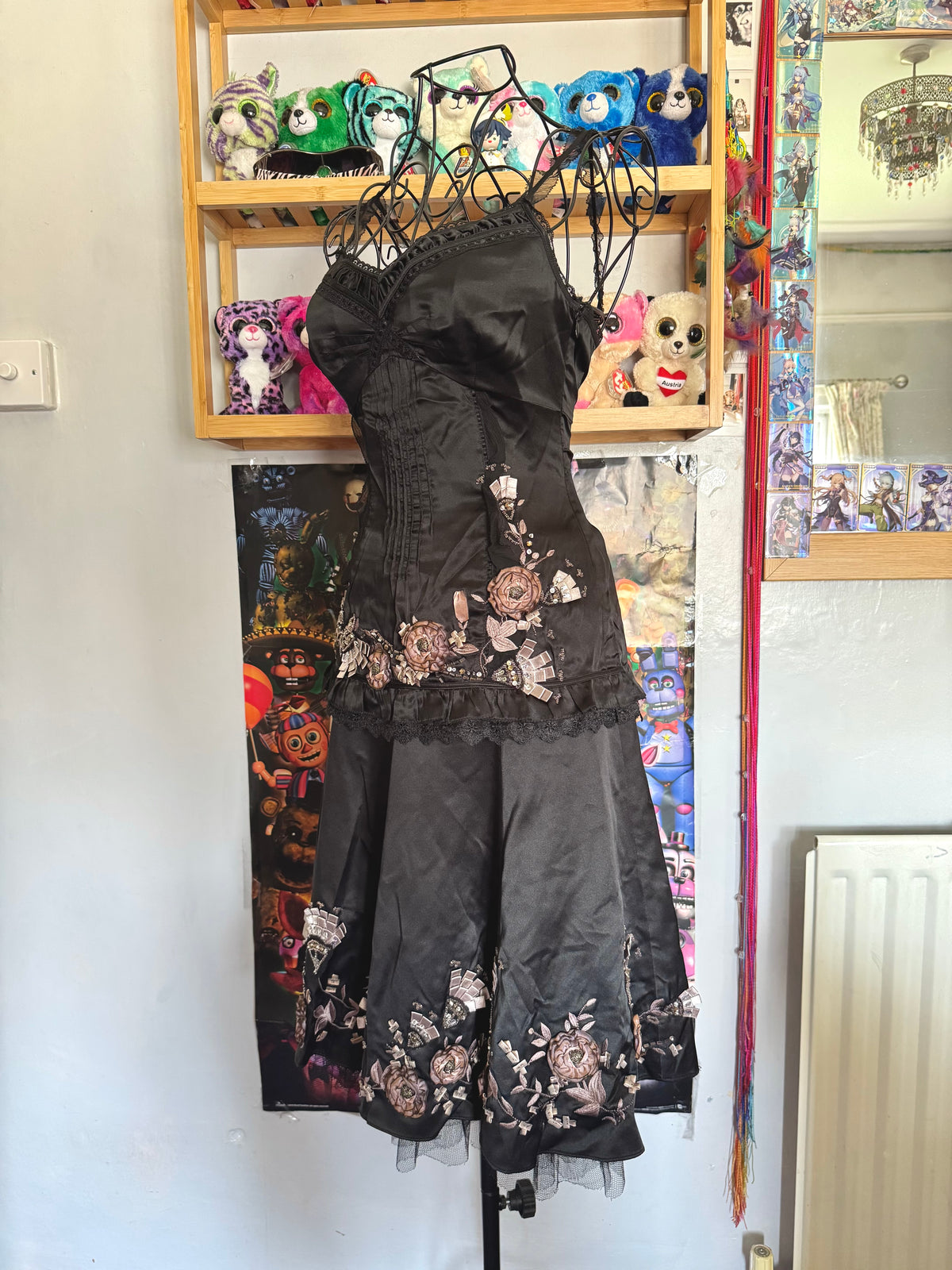 y2k vintage silk co-ord cami top and mini skirt with 3D blossoms embellished