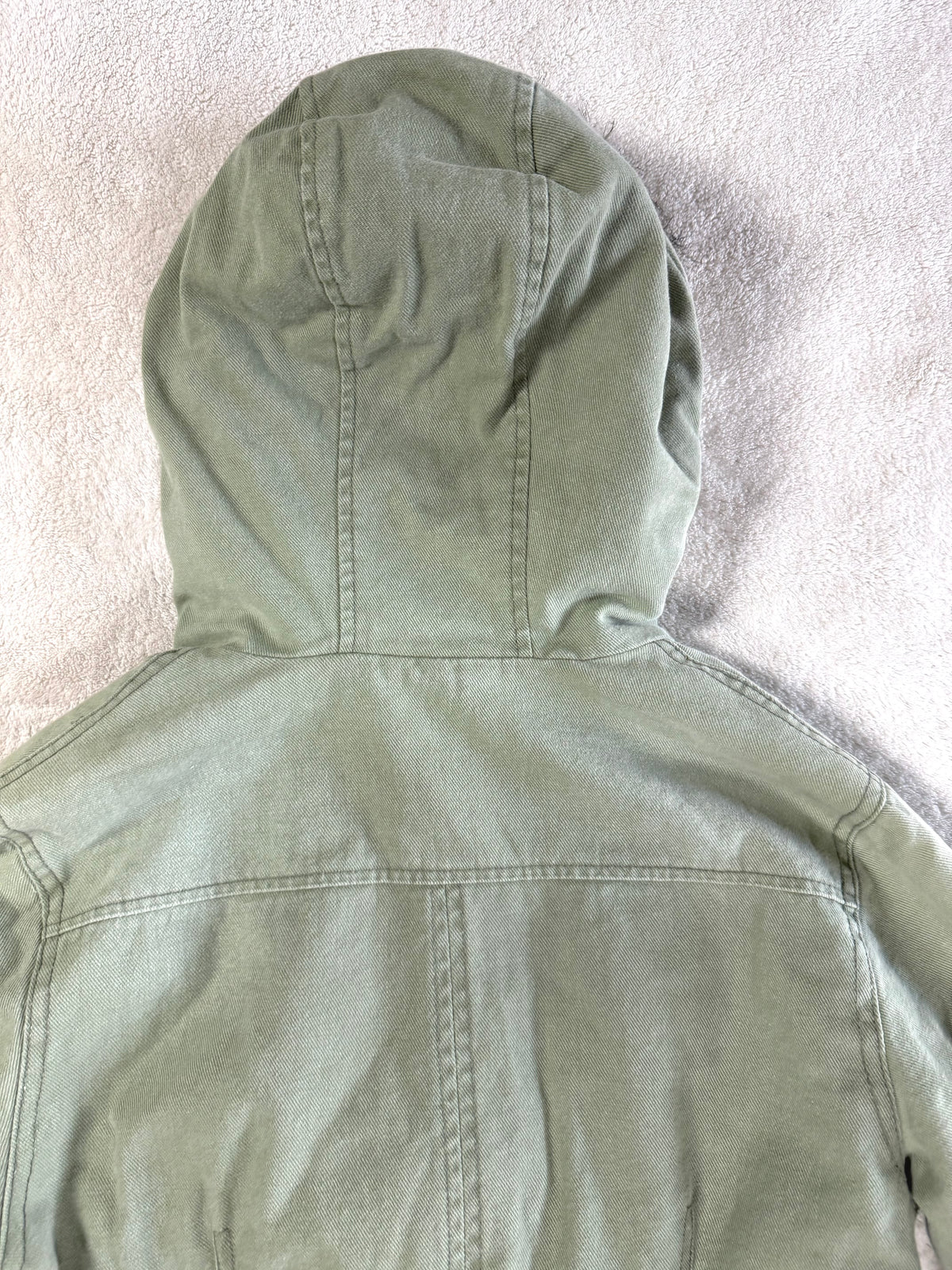 y2k vintage sage green fitted button up parka jacket with faux fur trim hood and cinch waist