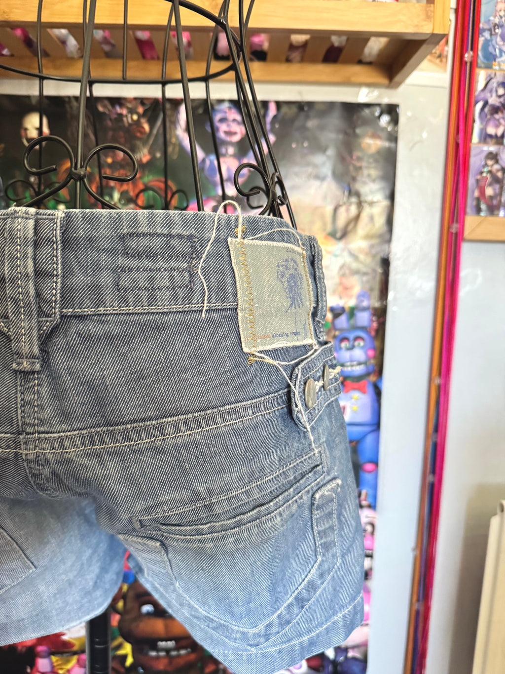 y2k vintage low waisted medium wash denim mini shorts