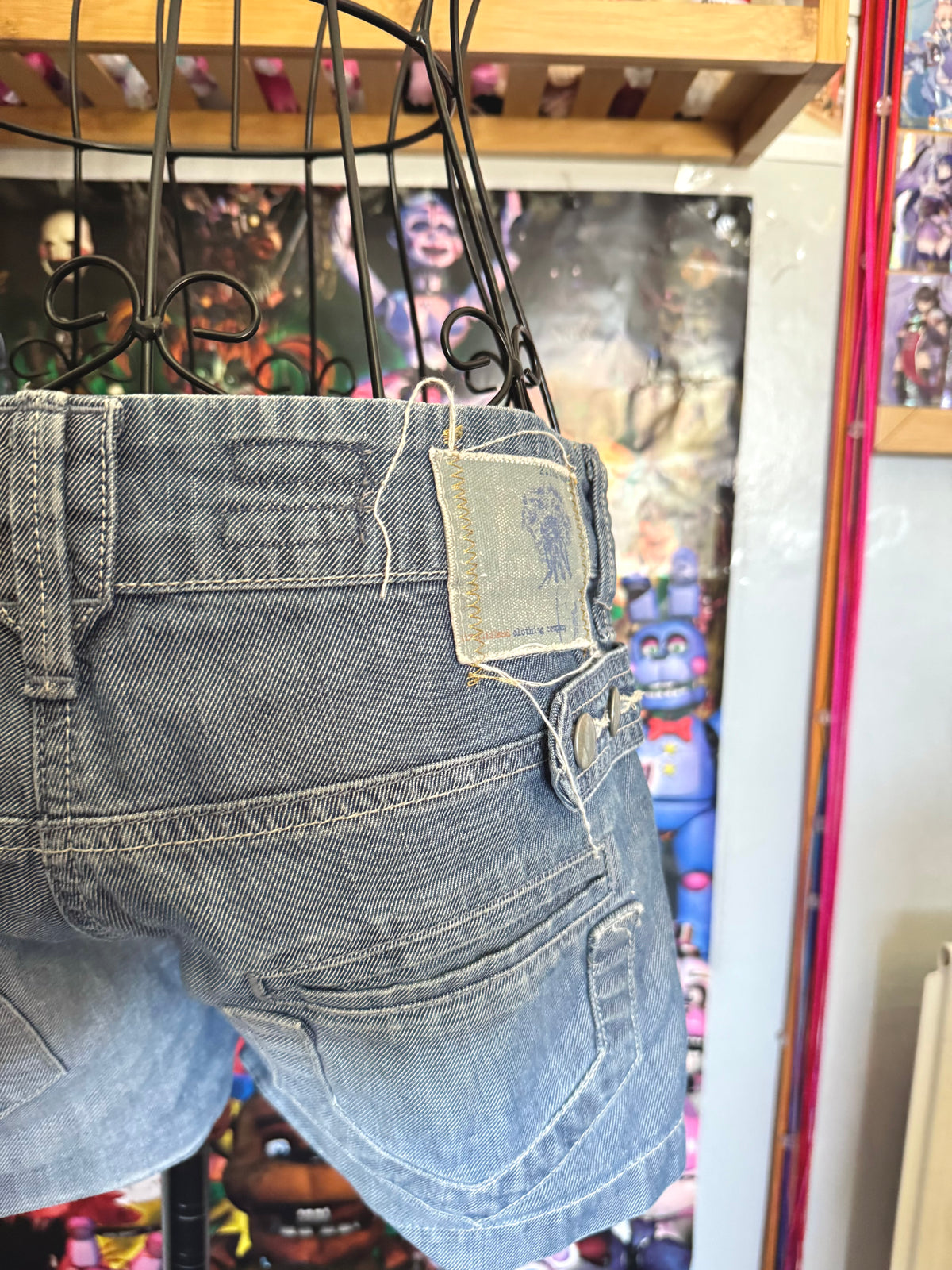 y2k vintage low waisted medium wash denim mini shorts