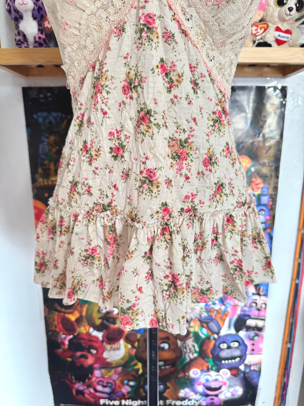 y2k vintage cream floral print sequin embellished ruffle lace trim cami top