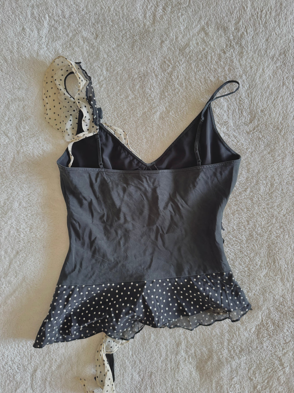 y2k vintage black and cream silk polkadot fitted asymmetrical cami top