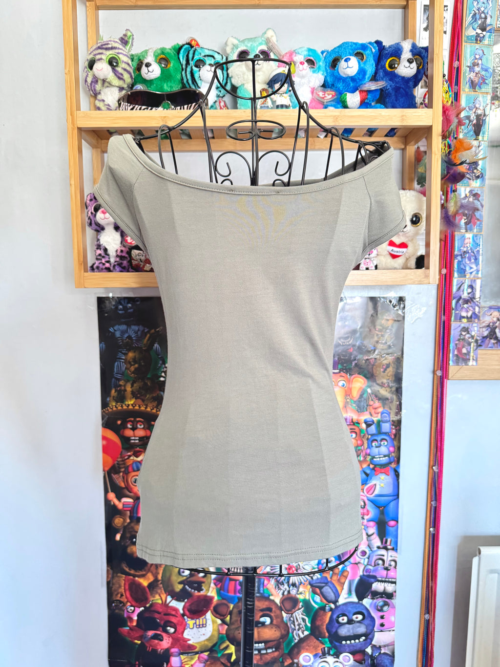y2k vintage khaki green ruched fitted off shoulder fitted top with golden buckle detail