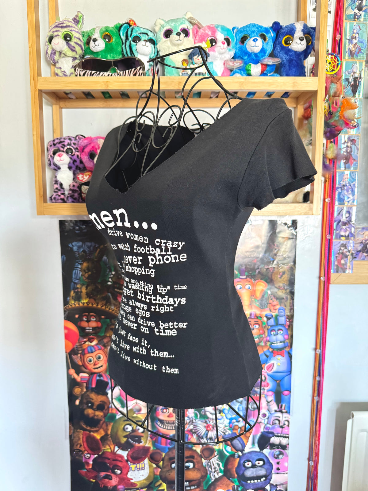 y2k vintage “men drive women crazy” graphic cropped and fitted vneck shirt