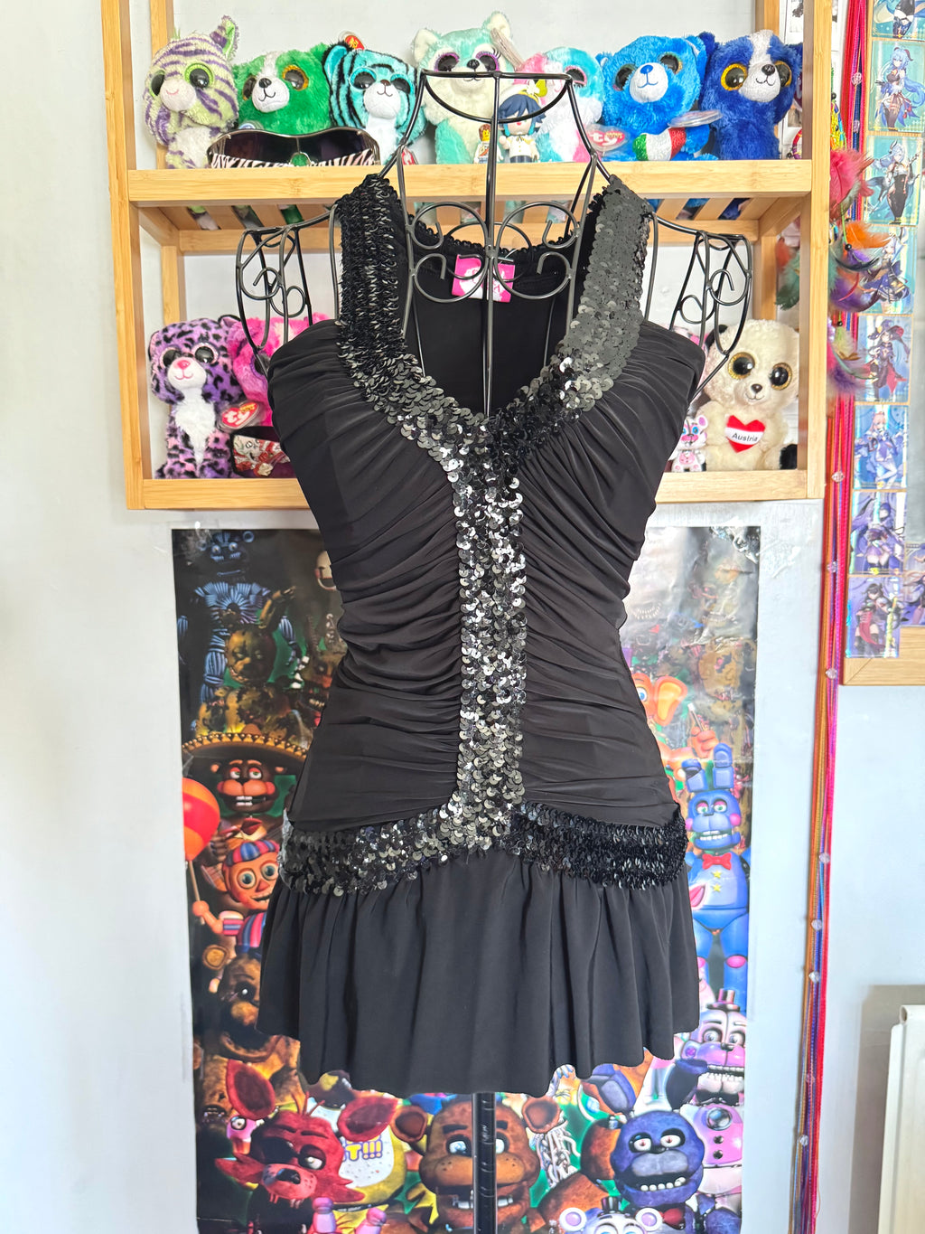 y2k vintage black slinky ruched ruffled vneck top with sequins