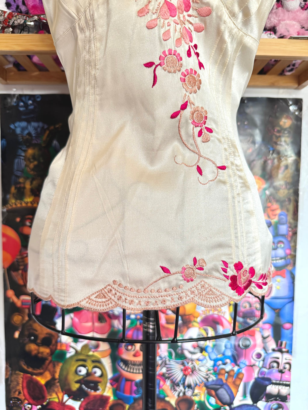 y2k vintage silk ivory white fitted cami top with pink floral embroidery
