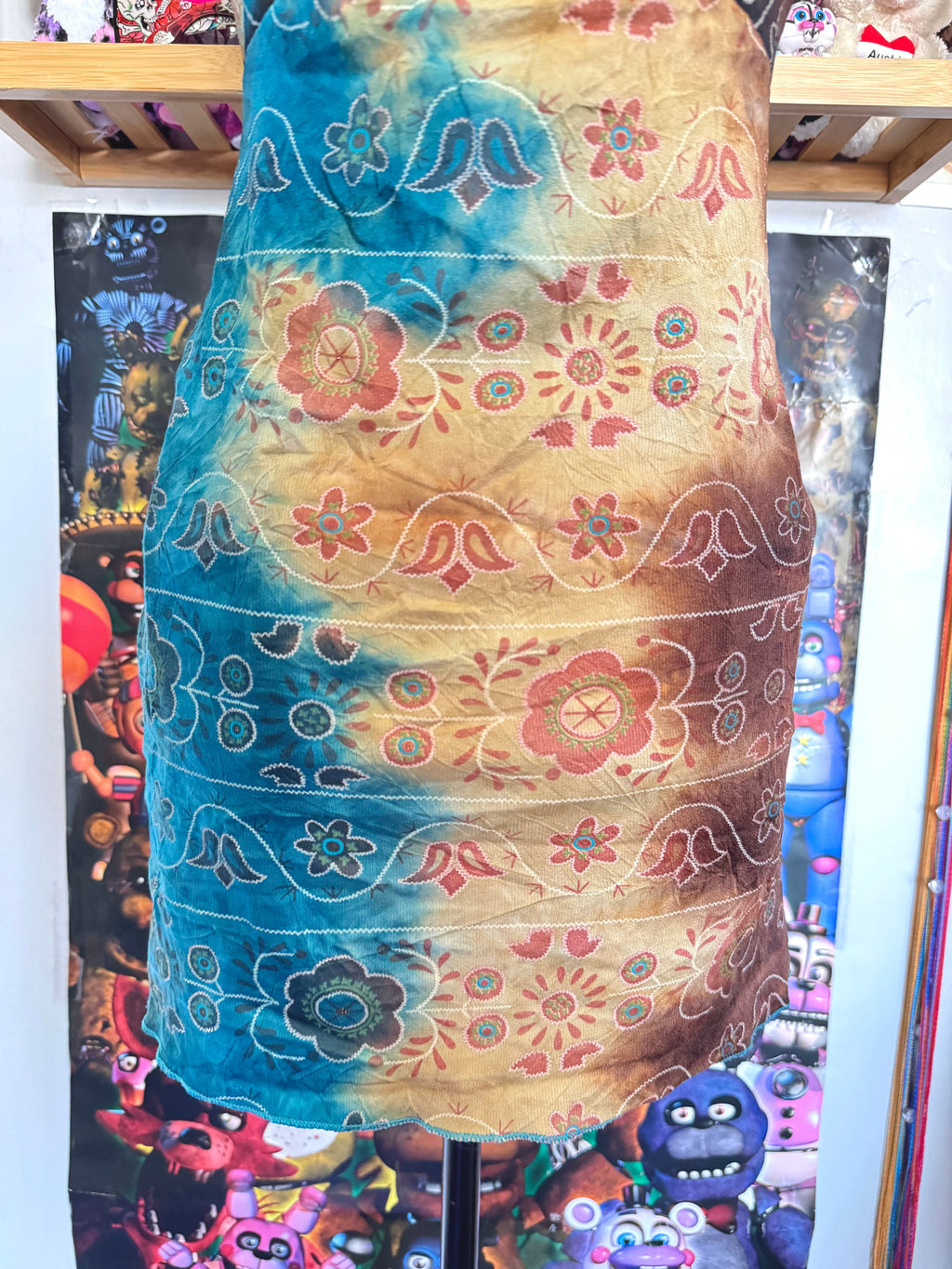 y2k vintage fitted aqua blue ombre earth cami top with floral patterning