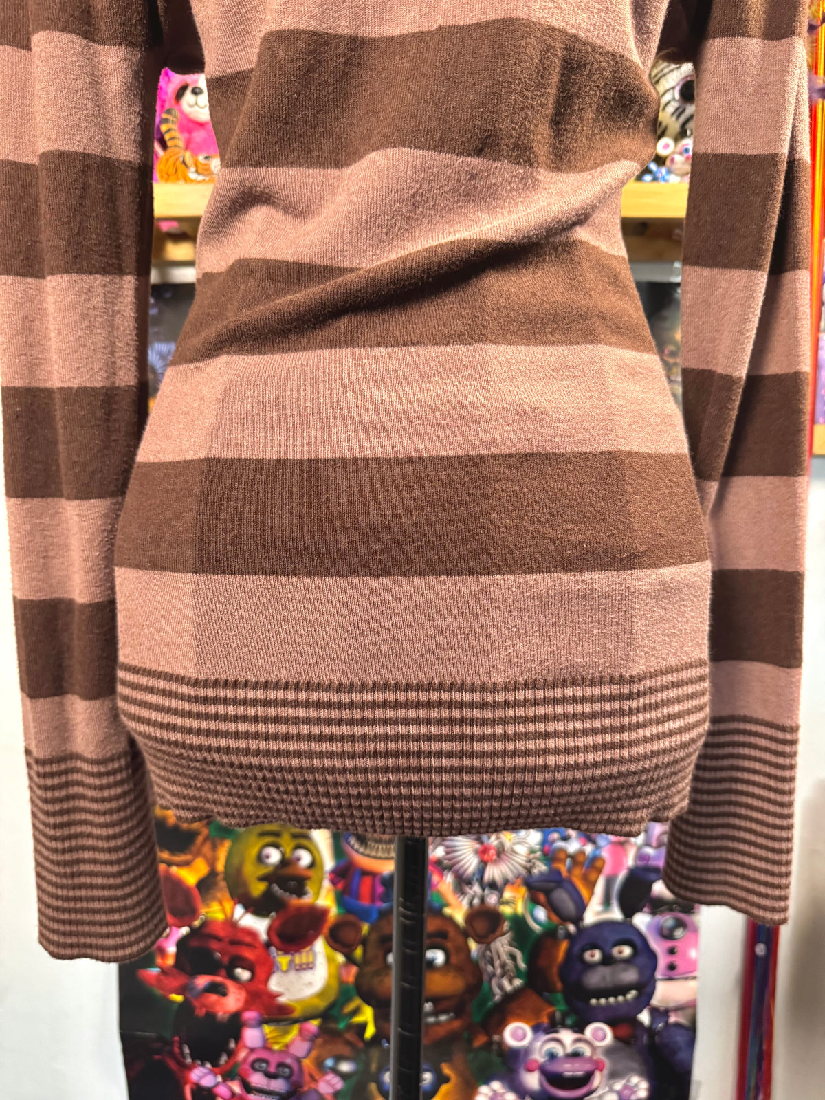 y2k vintage chocolate brown striped long sleeved vneck fitted jumper
