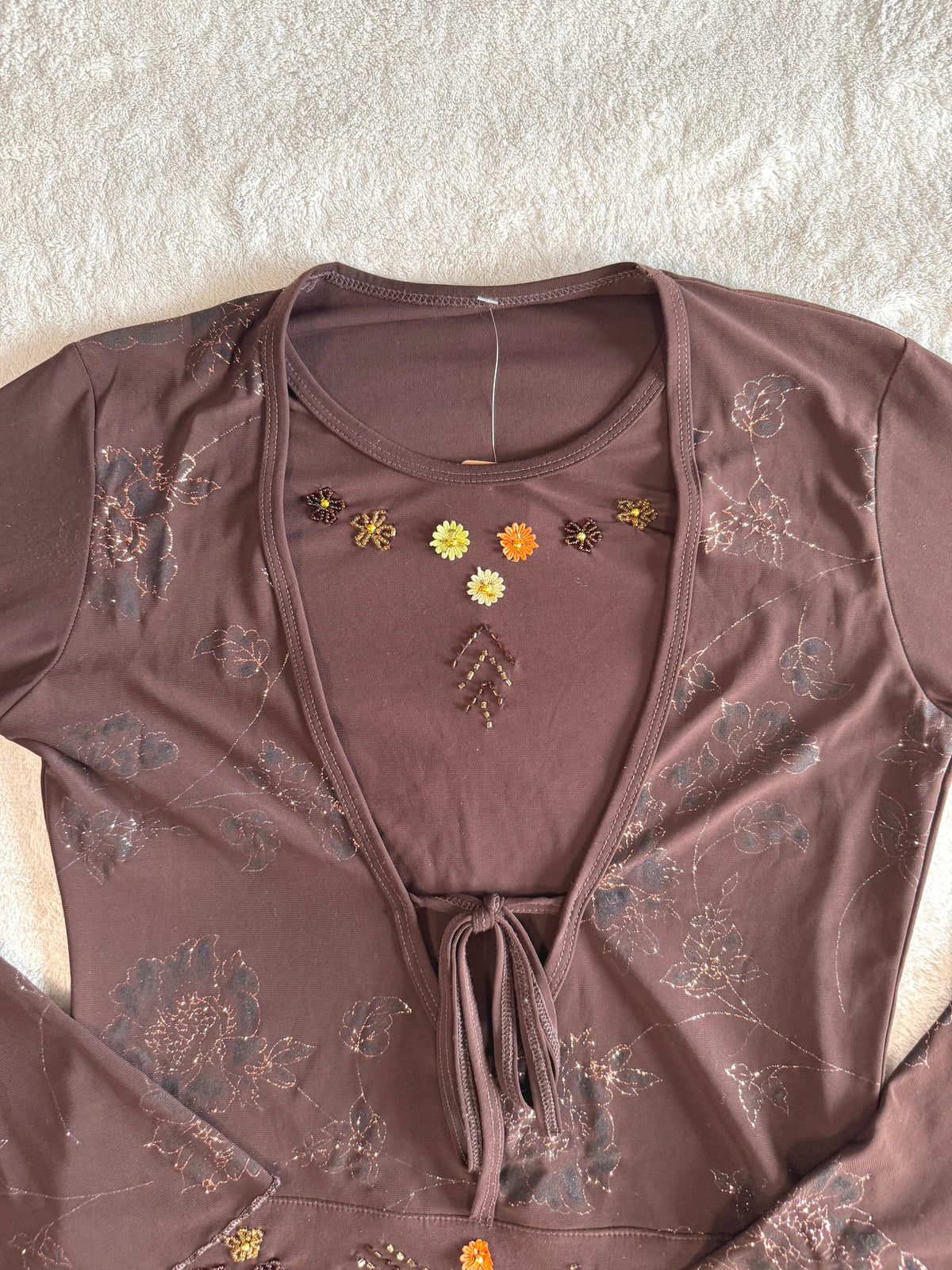 y2k vintage style brown fitted long sleeved floral layered top with ruffle tiered bottom fairycore