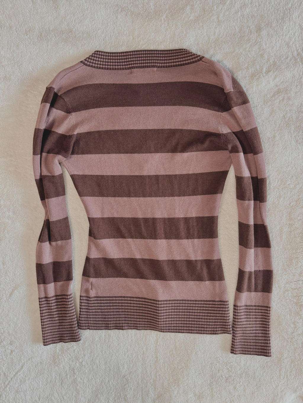 y2k vintage chocolate brown striped long sleeved vneck fitted jumper