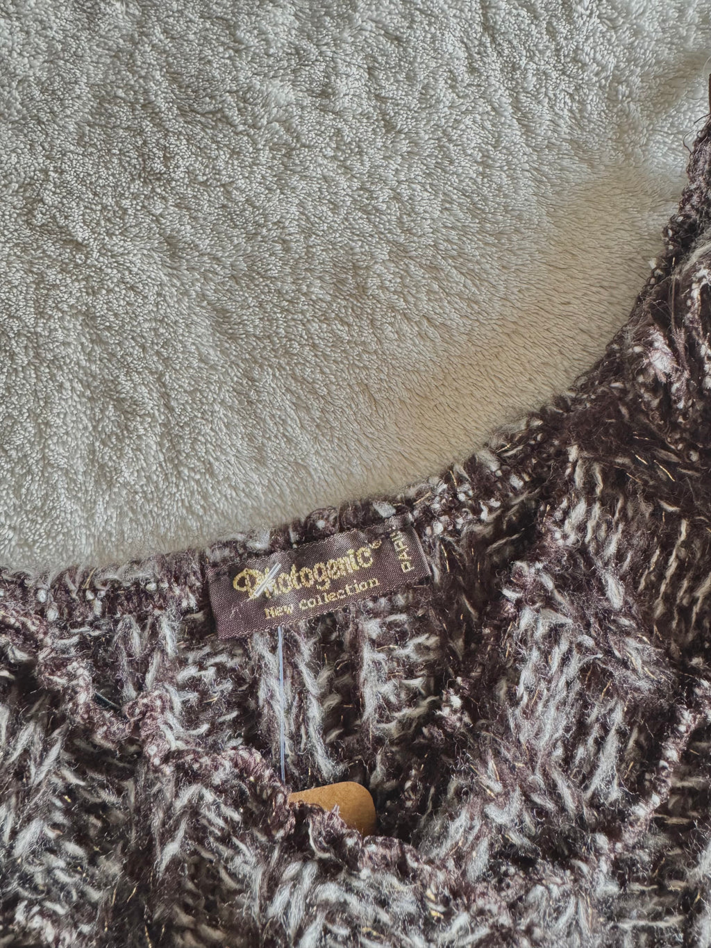 y2k vintage knitted brown and white fitted cami top with rosette