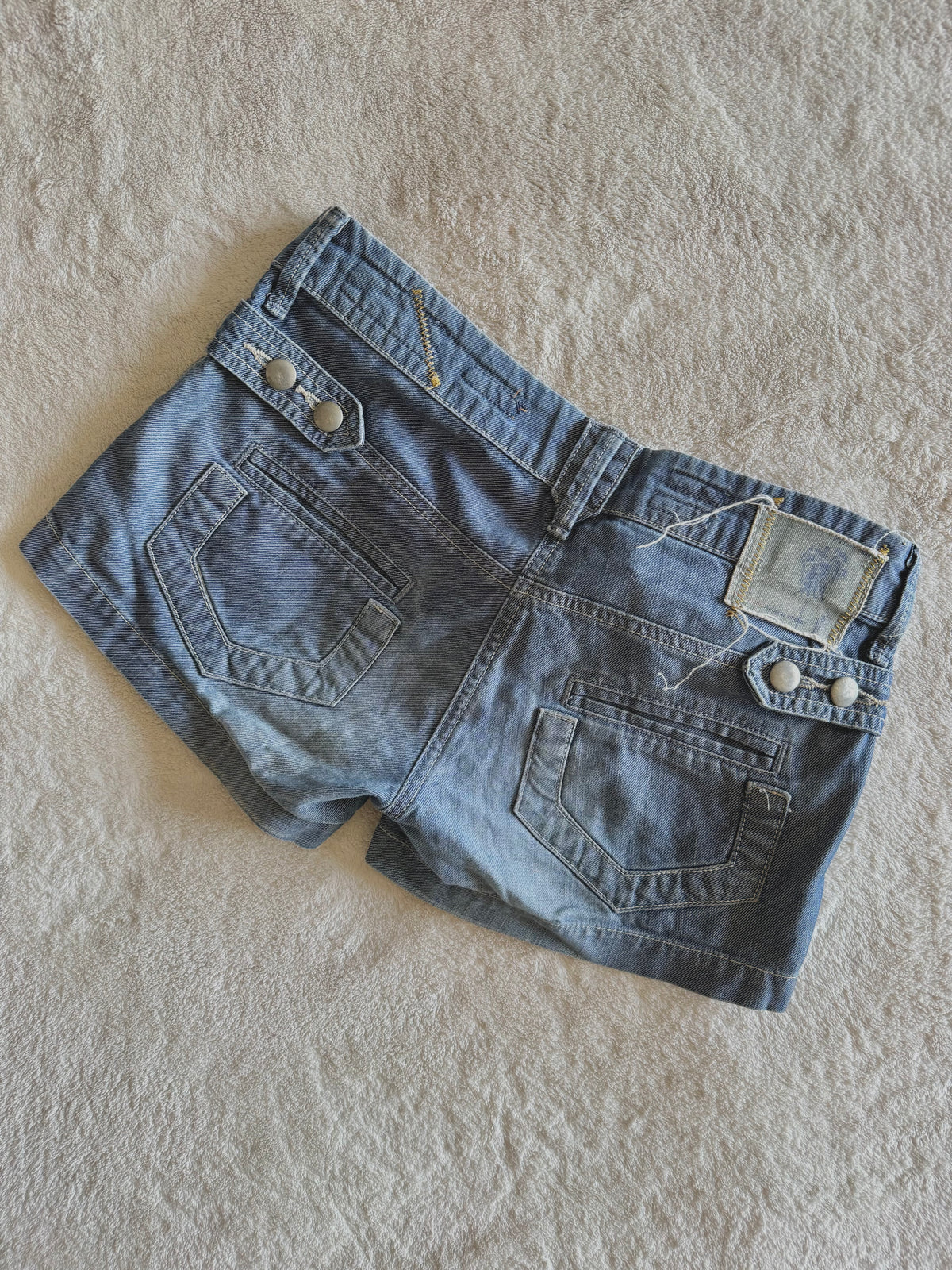 y2k vintage low waisted medium wash denim mini shorts