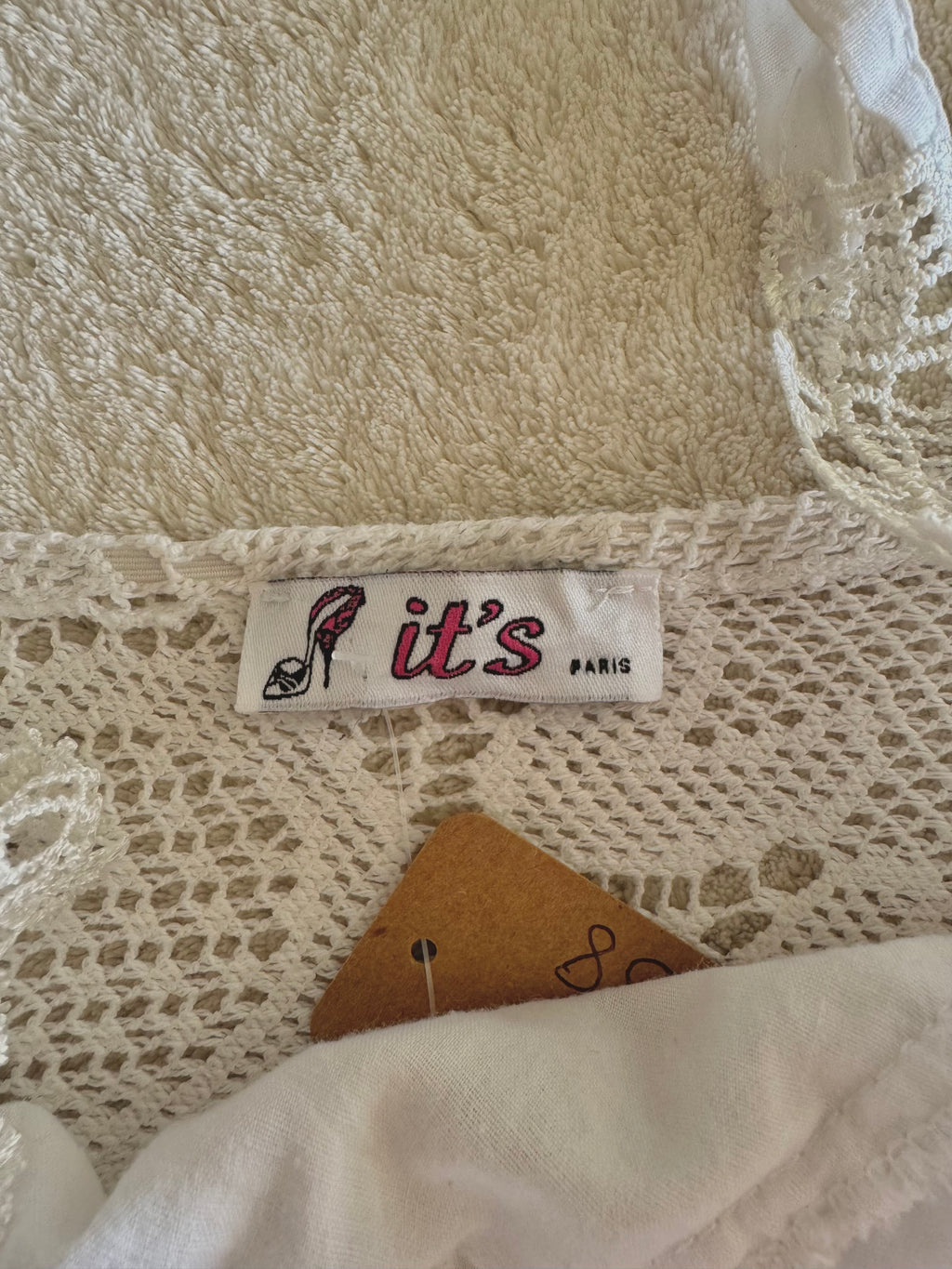 y2k vintage white crocheted cropped and fitted fairy hem cami top