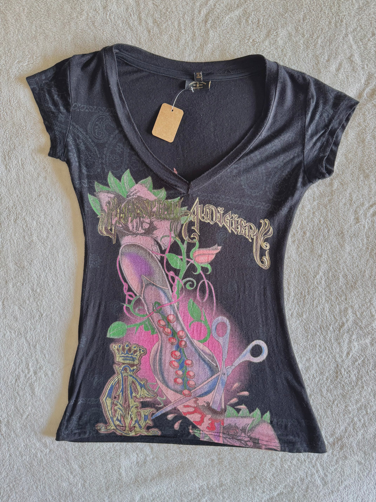y2k vintage graphic fitted vneck tshirt mcbling