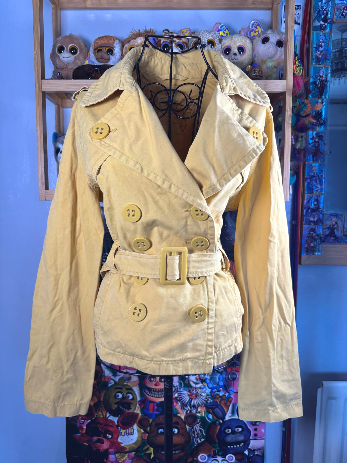 y2k vintage mustard yellow fitted button up peacoat with adjustable belt