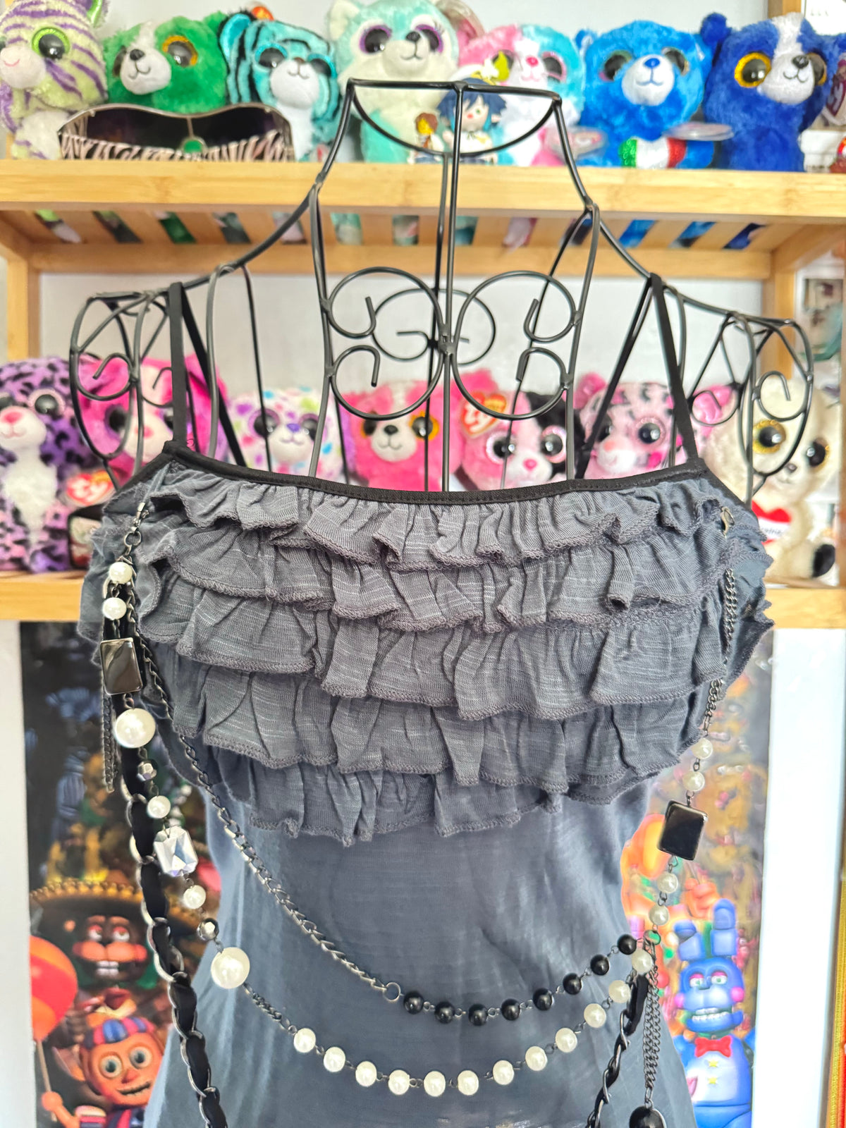 y2k vintage grey fitted cami top with layered necklace overlay grunge
