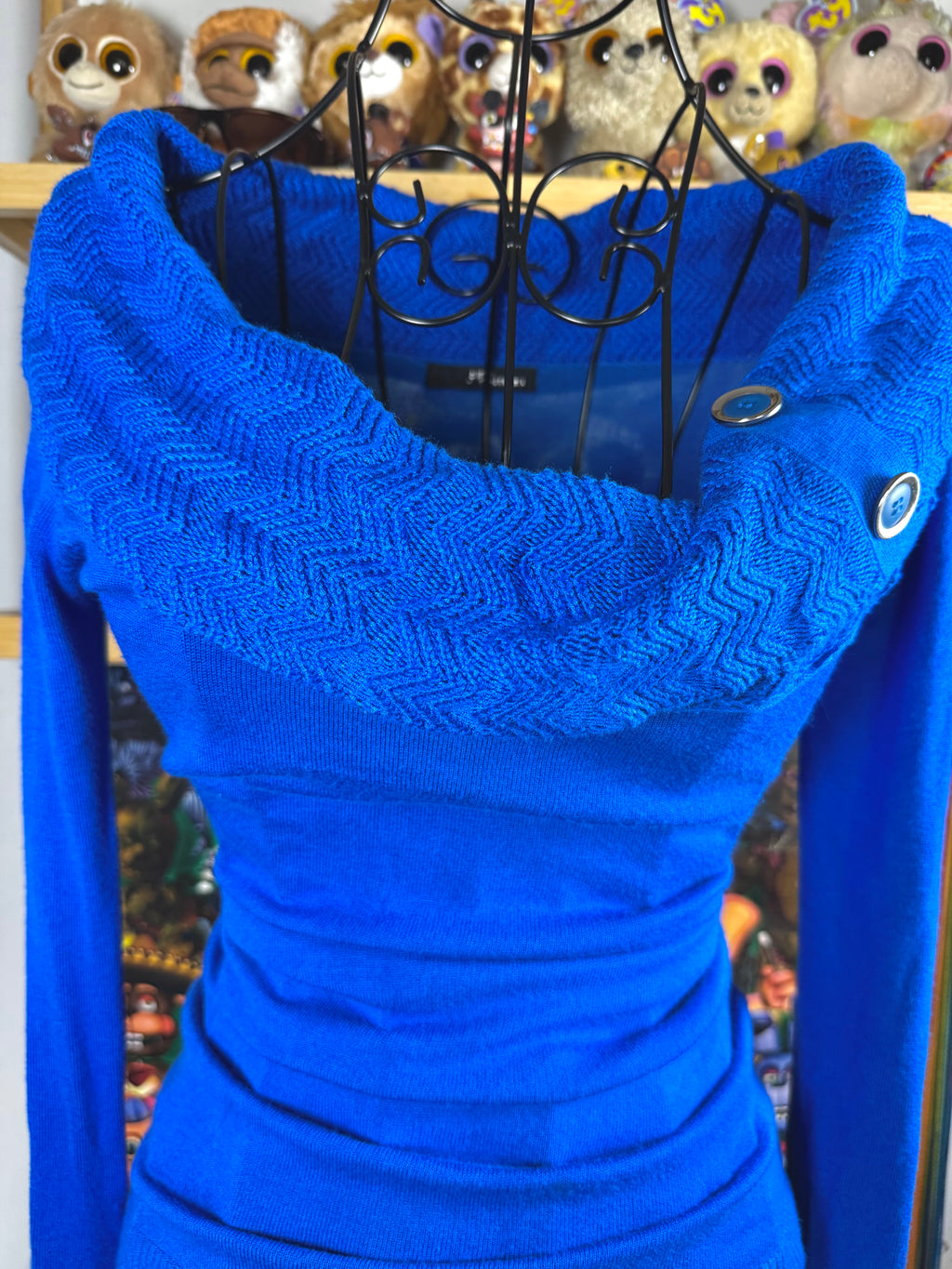 y2k vintage royal blue off shoulder fitted long sleeved top with ribbed knit detail