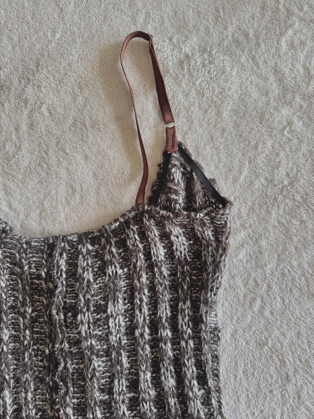 y2k vintage knitted brown and white fitted cami top with rosette