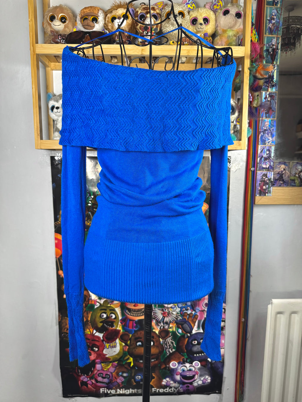 y2k vintage royal blue off shoulder fitted long sleeved top with ribbed knit detail