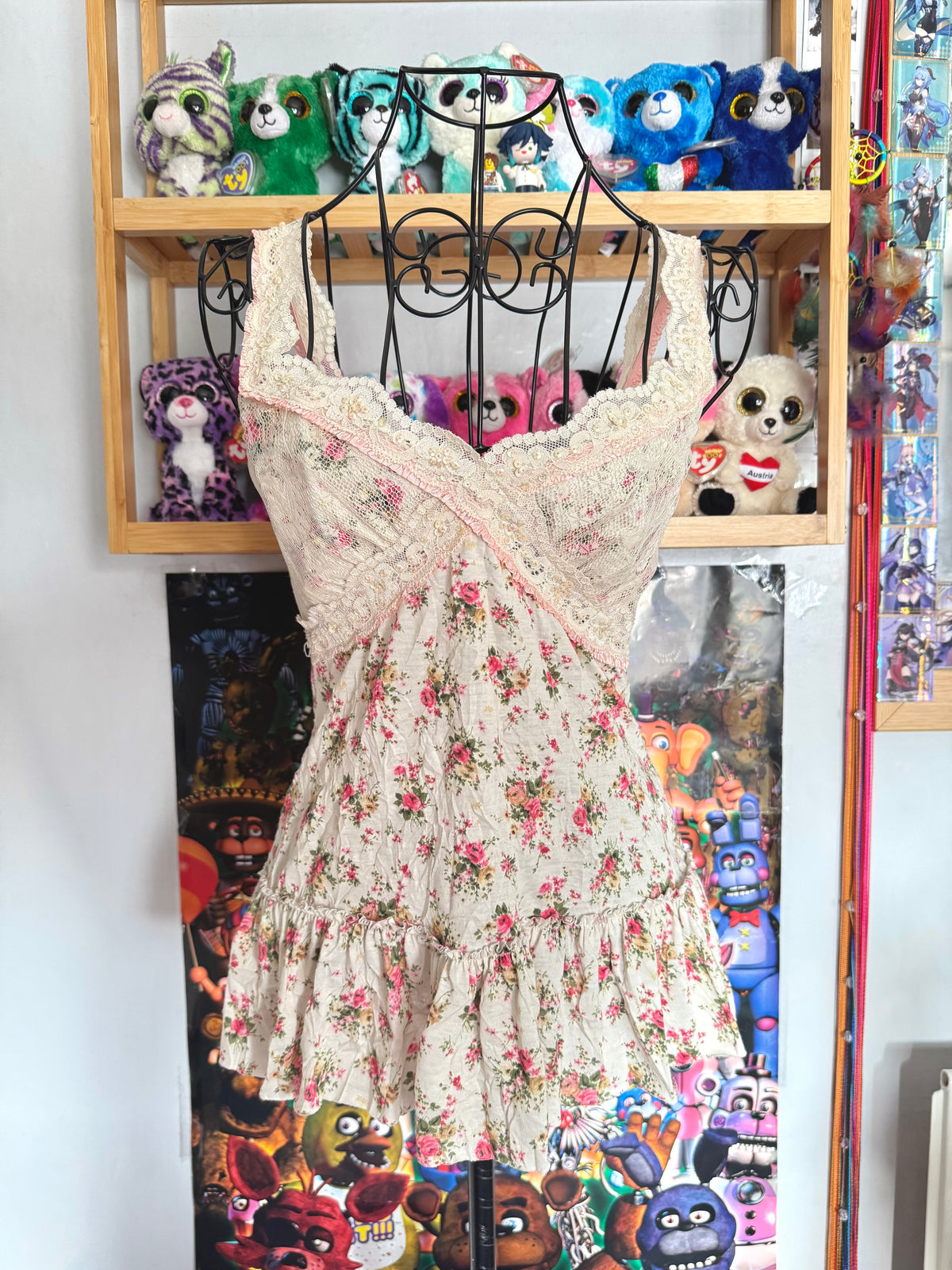 y2k vintage cream floral print sequin embellished ruffle lace trim cami top