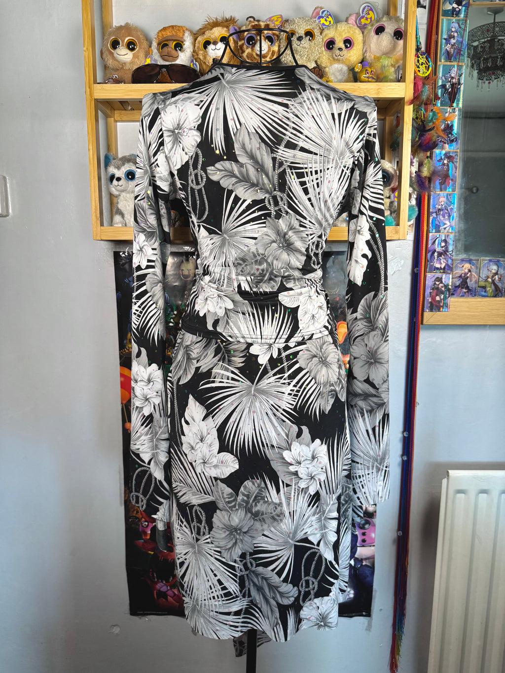 y2k vintage silver slinky 2 piece set flared sleeve top and asymmetrical midi skirt