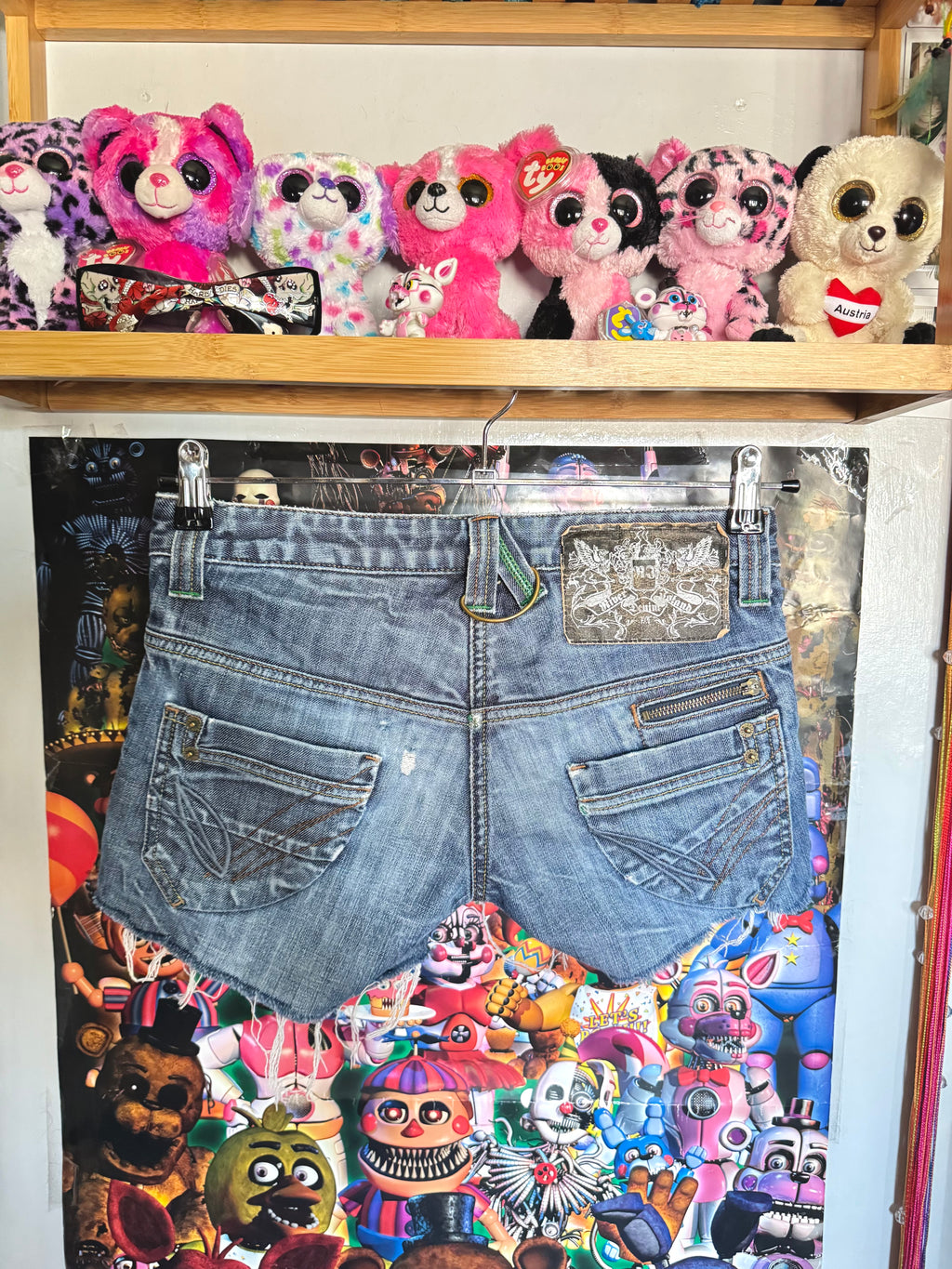 y2k vintage low waisted distressed dark wash denim mini shorts