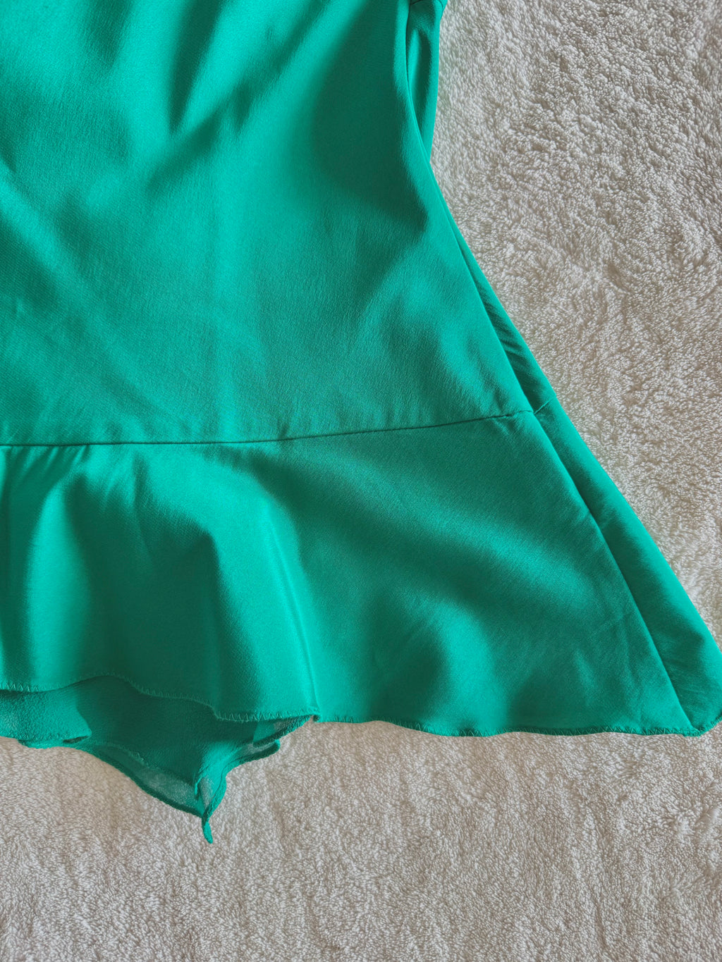 y2k vintage silk emerald green floral layered asymmetrical hem cami top