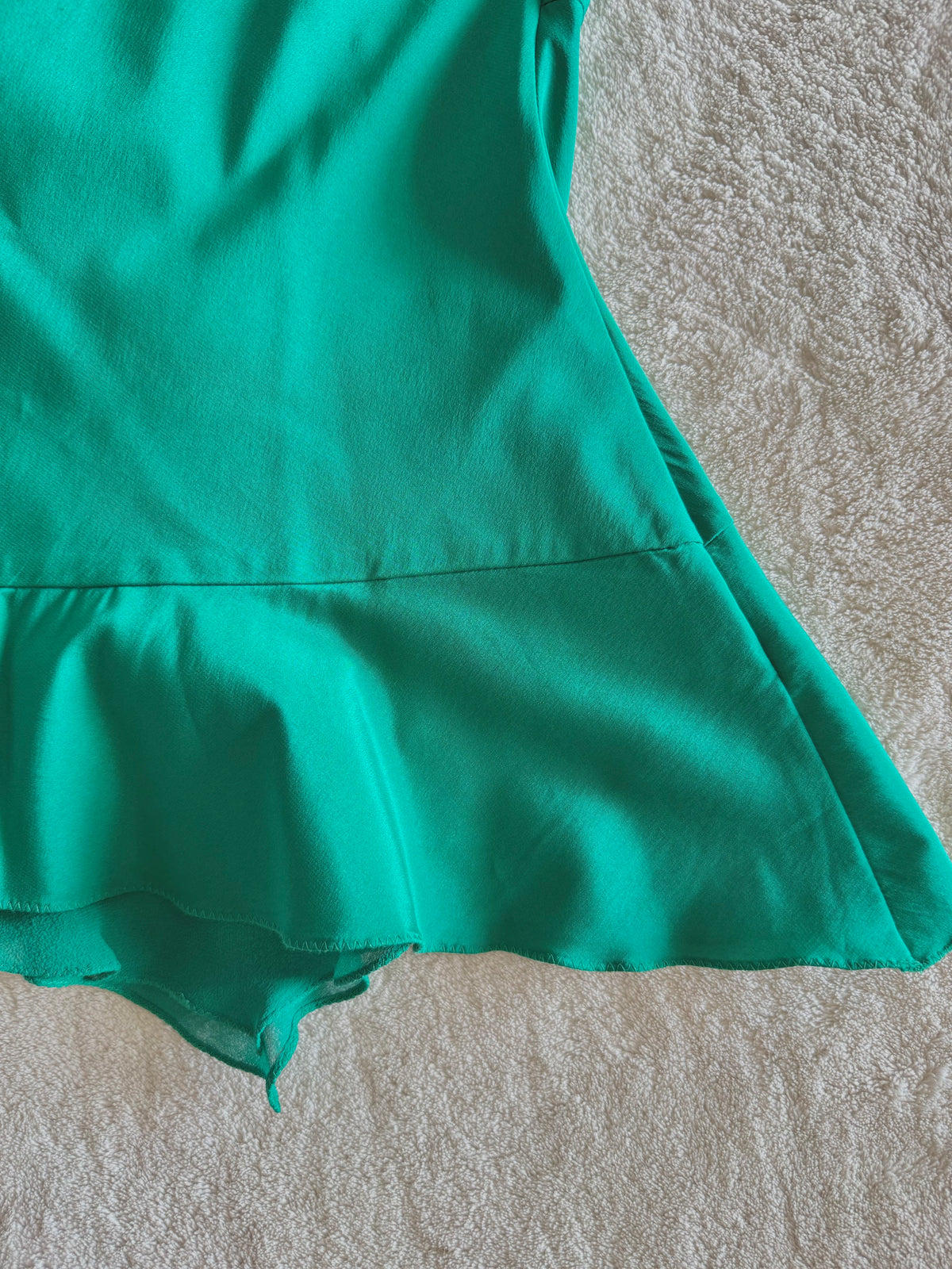 y2k vintage silk emerald green floral layered asymmetrical hem cami top