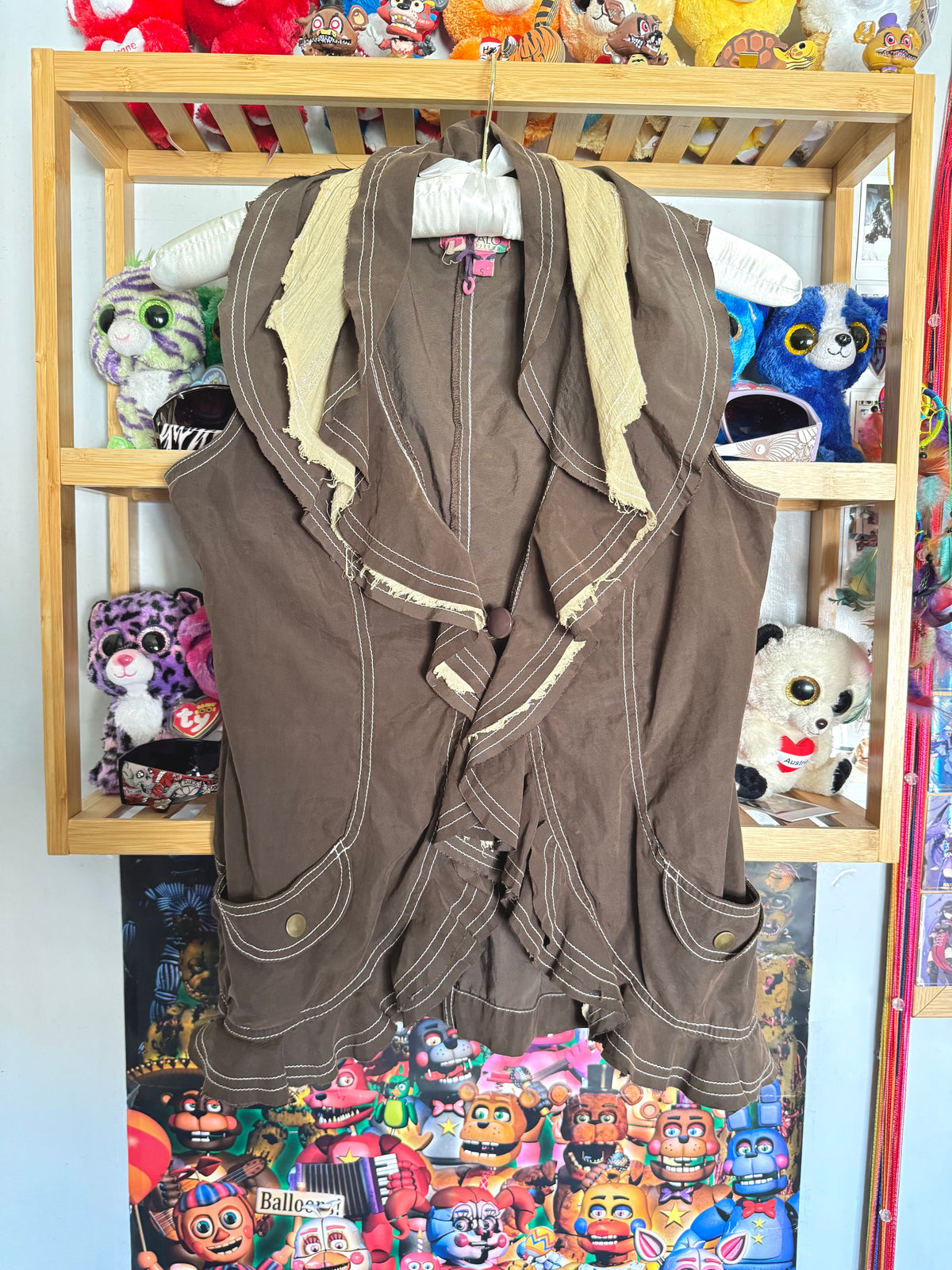 y2k vintage chocolate brown ruffled button up sleeveless vest top
